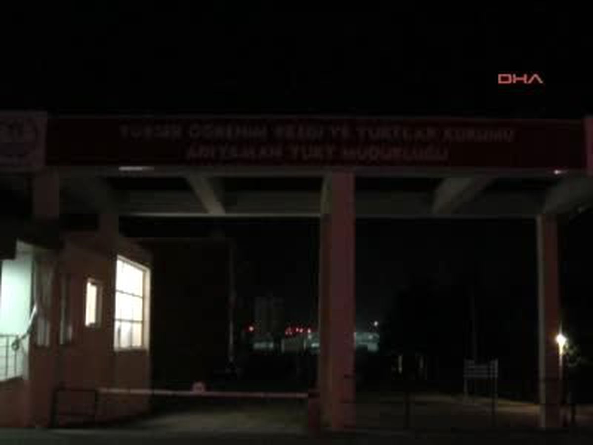 496 Suriyeli Adıyaman\'a Getirildi