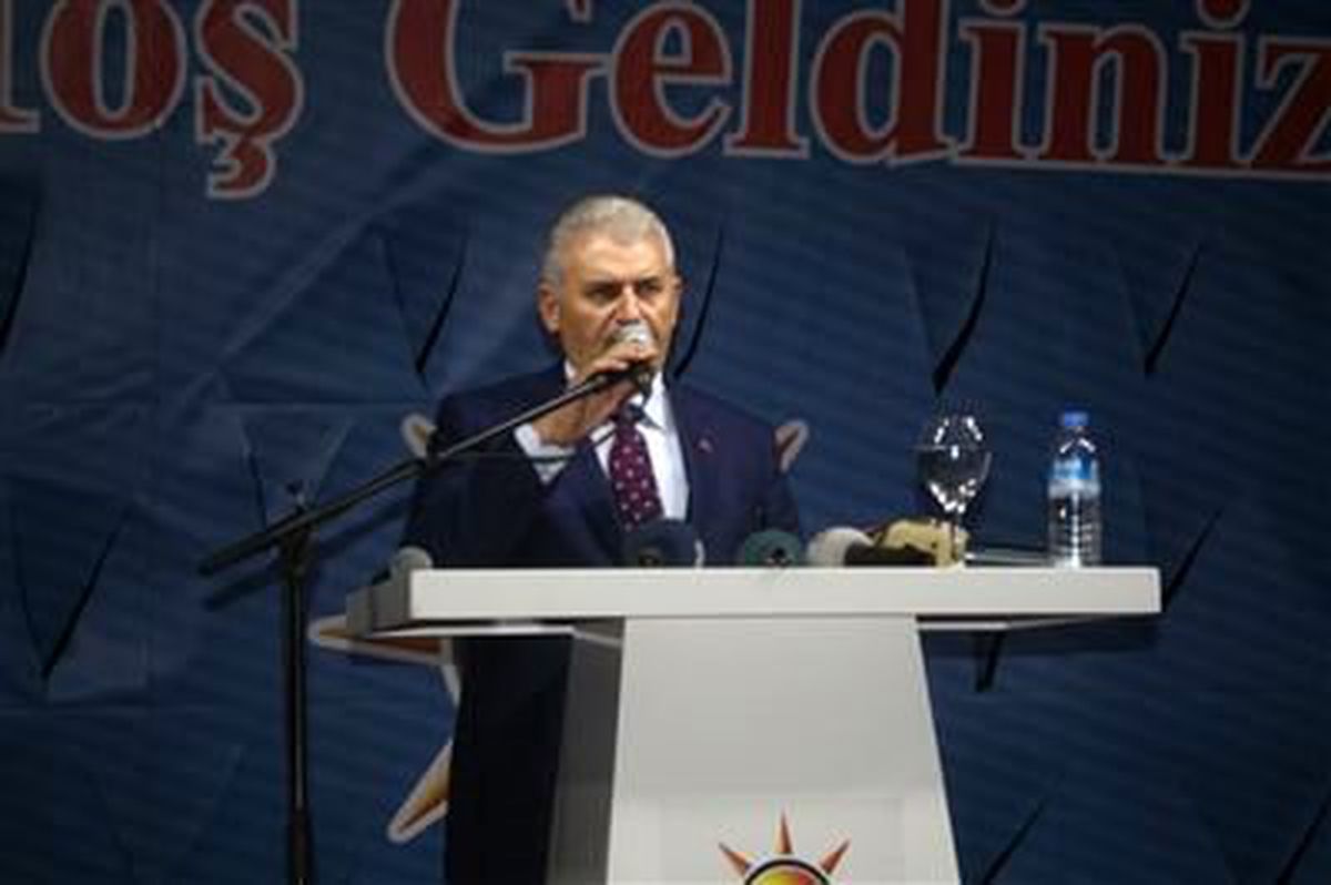 Bakanlar, AK Parti\'nin Kuruluş Yıl Dönümü İftarına Katıldı