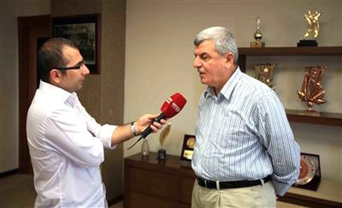 Başkan Karaosmanoğlu\'ndan Plaj Açıklaması