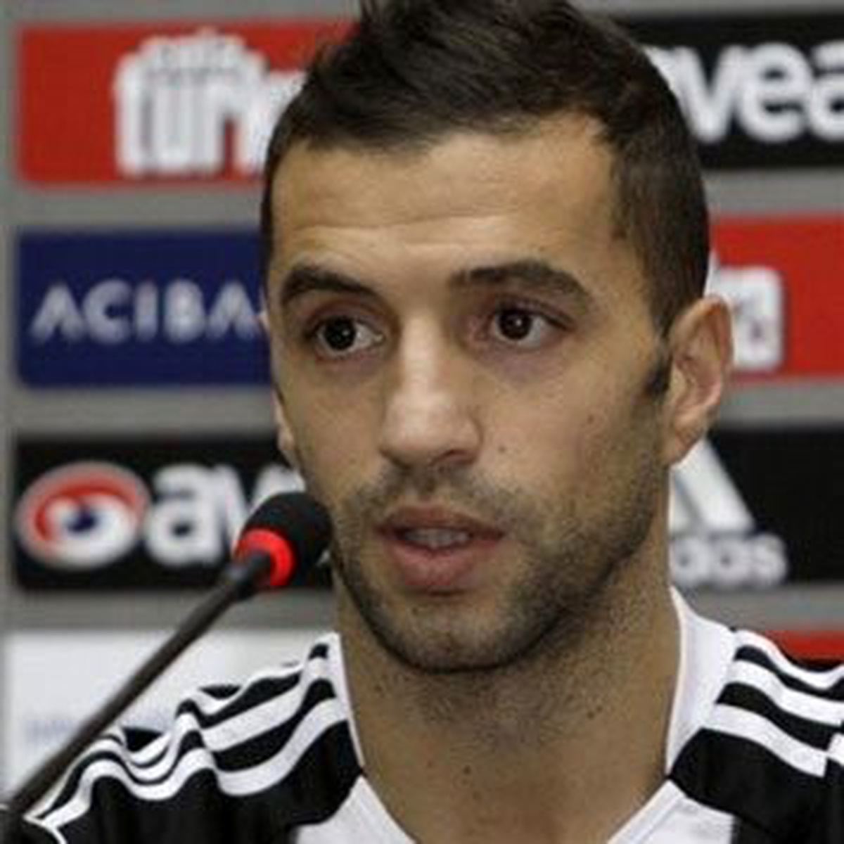 Simao ve Alves Sorunu Çözüldü