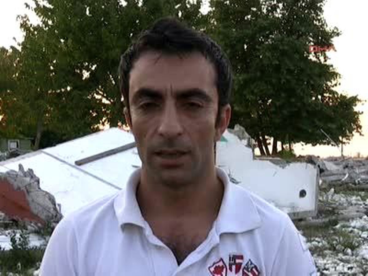 Enkazdan Çıktı, Bacağını Kaybetti, Şimdi de Evsiz Kalacak