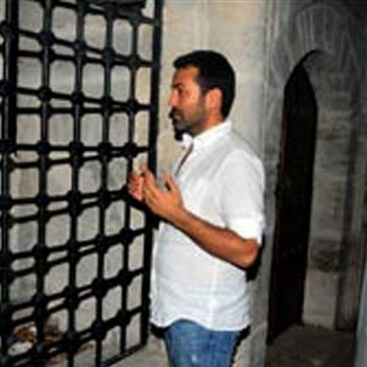 Eyüp Sultan\'da Kadir Gecesi Duası