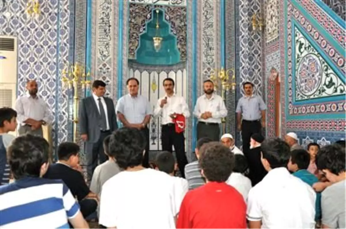 Gümüşhane'de Kuran Kursu Öğrencilerine Hediye Dopingi