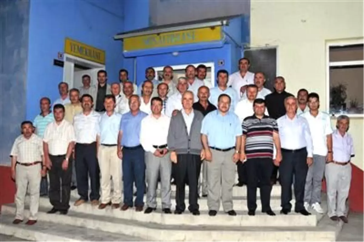 Gümüşhane Özel İdare Teşkilatı İftarda Bir Araya Geldi