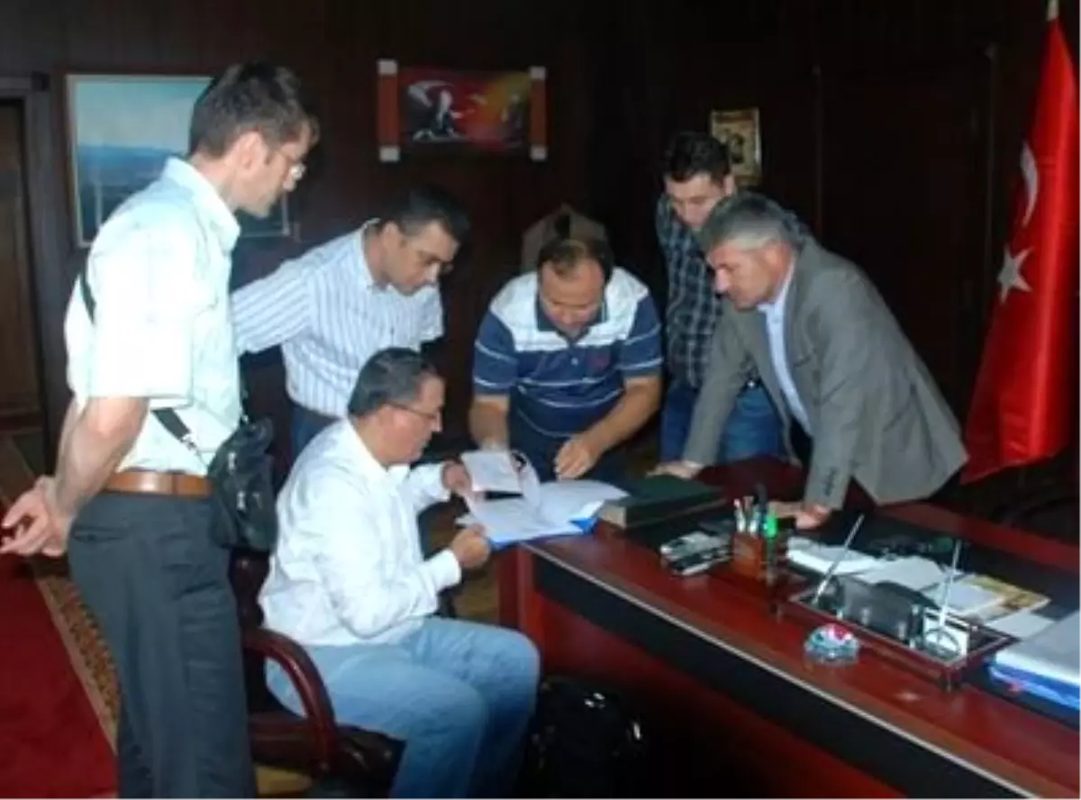 GÜ\'ye Bağışlanan 50 Dönümlük Arsada İnceleme Yapıldı