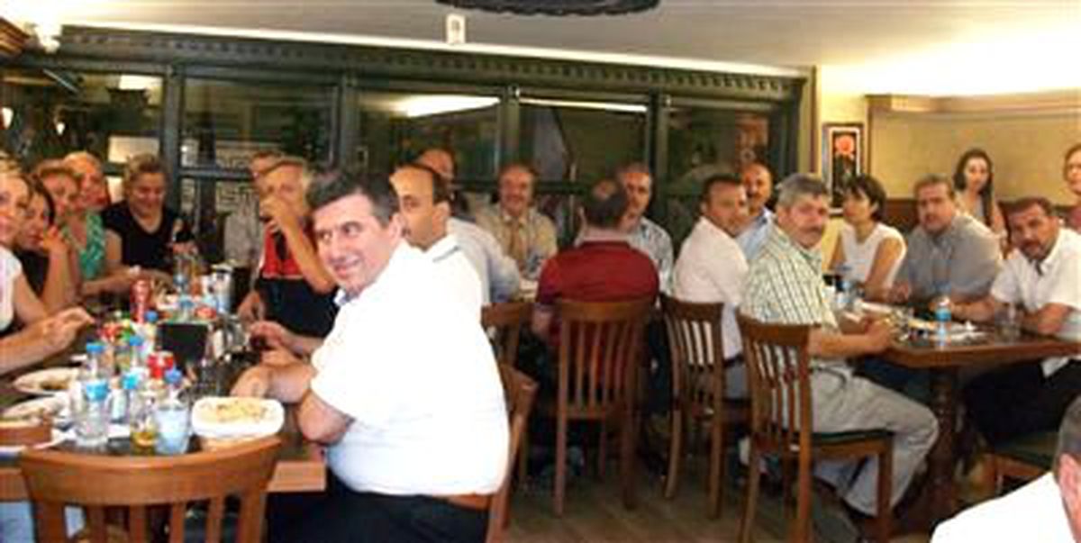 İzmit Belediyesi Daire Müdürleri İftarda Buluştu