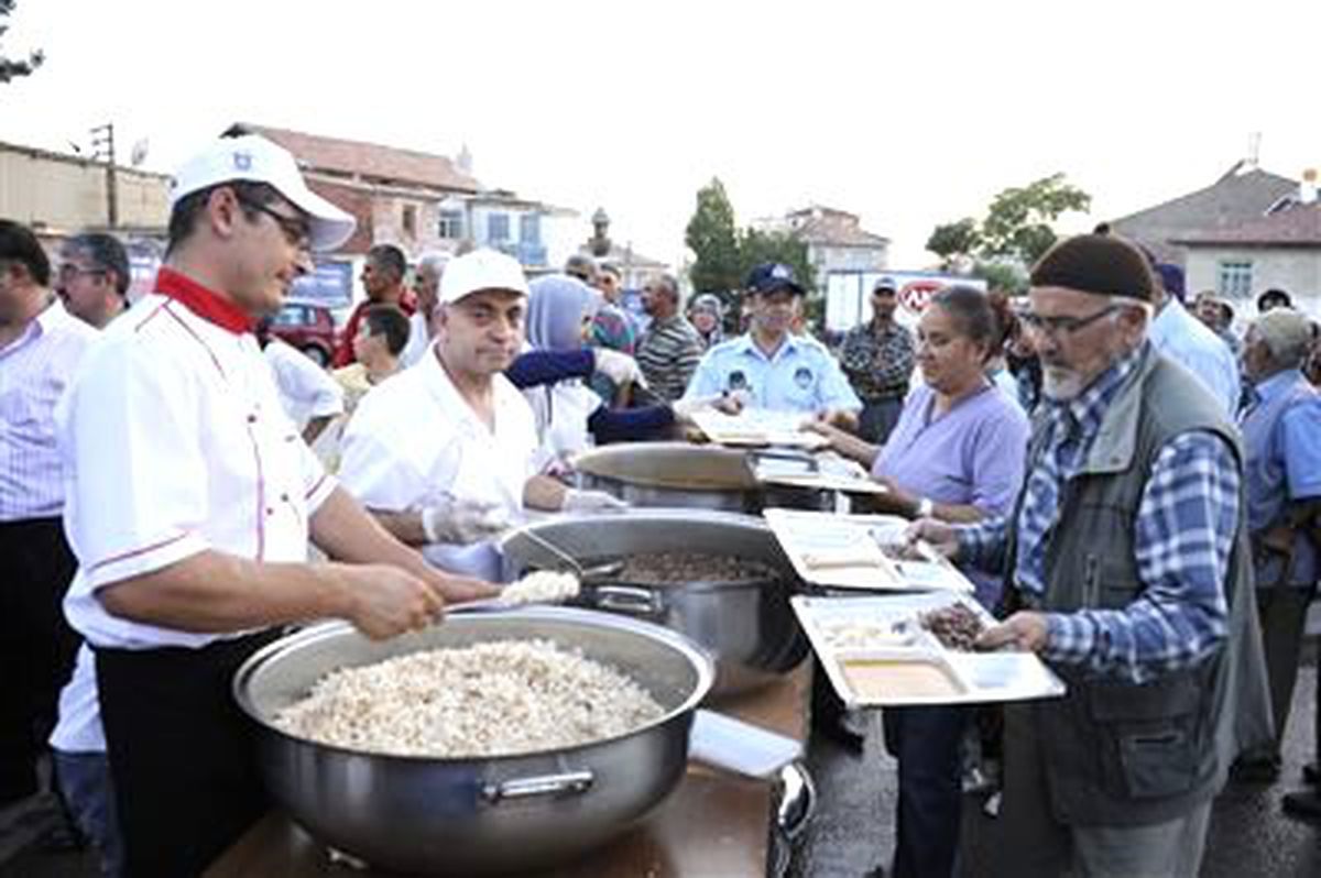 Karaman Belediyesi\'nden İftar Sofrasına Destek Verenlere Teşekkür