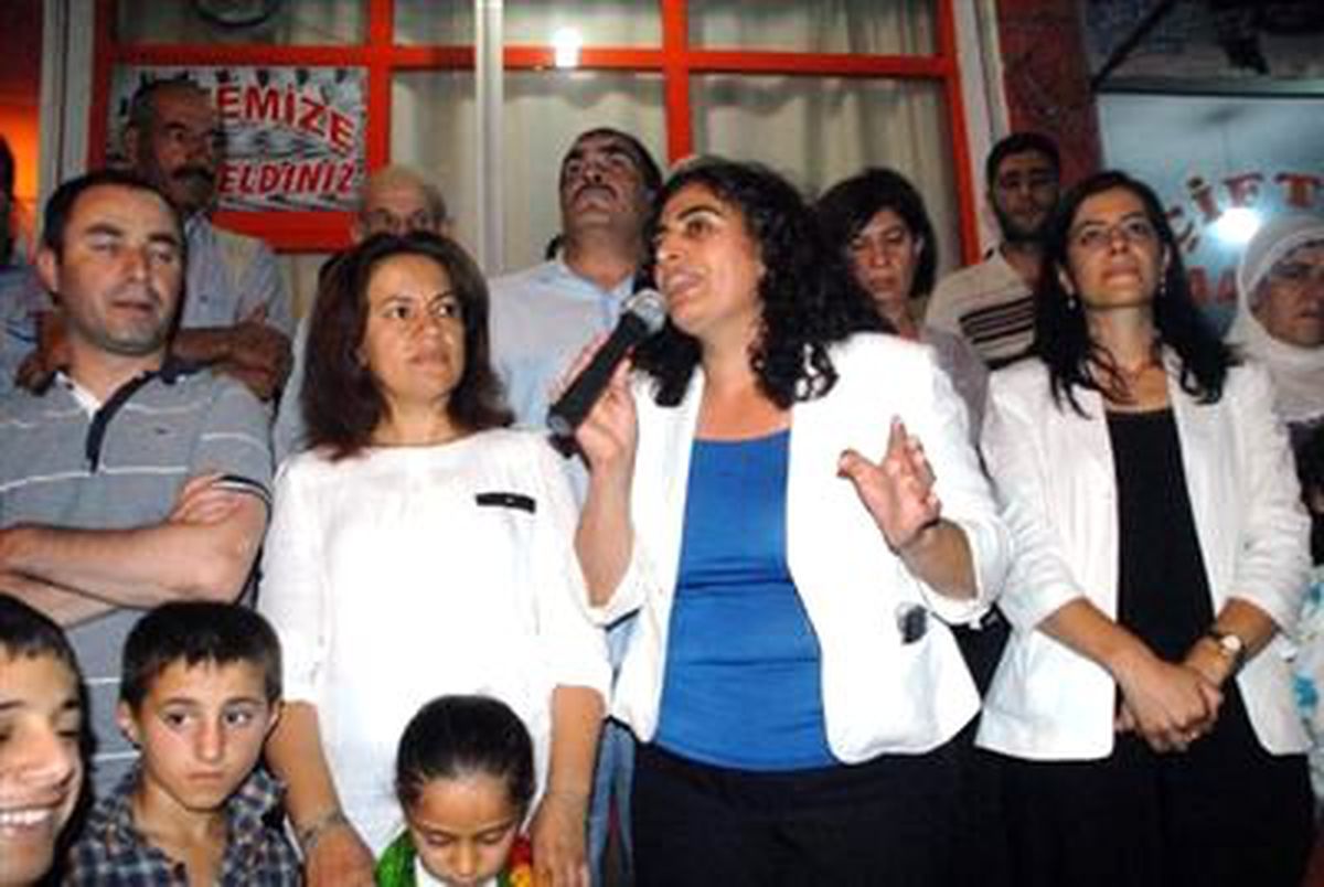 PKK\'nın Eylem Yıldönümünde Cizre\'de Olay