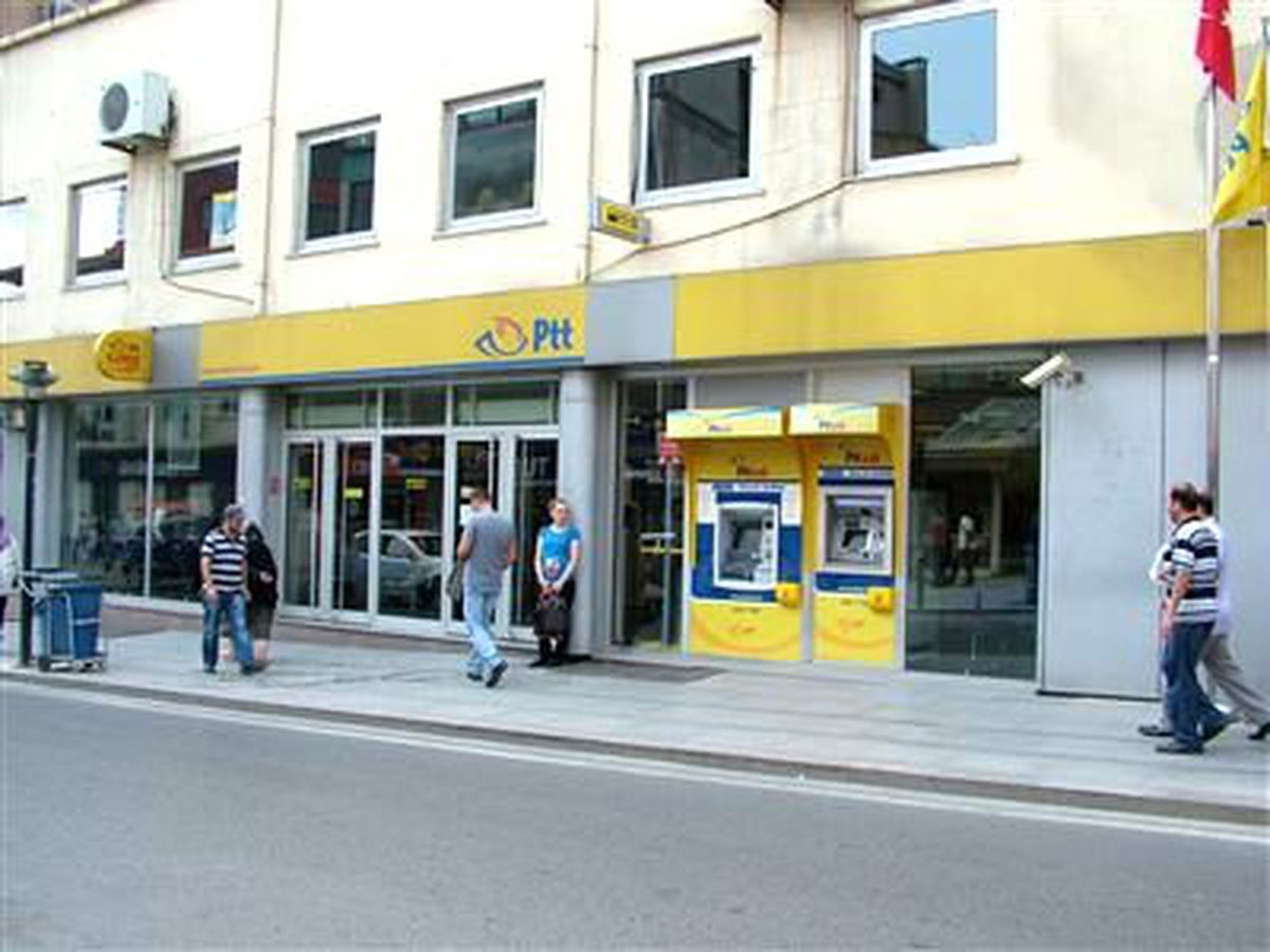 PTT\'den Tebrik Kartı ve İndirimli Kargo Kampanyası