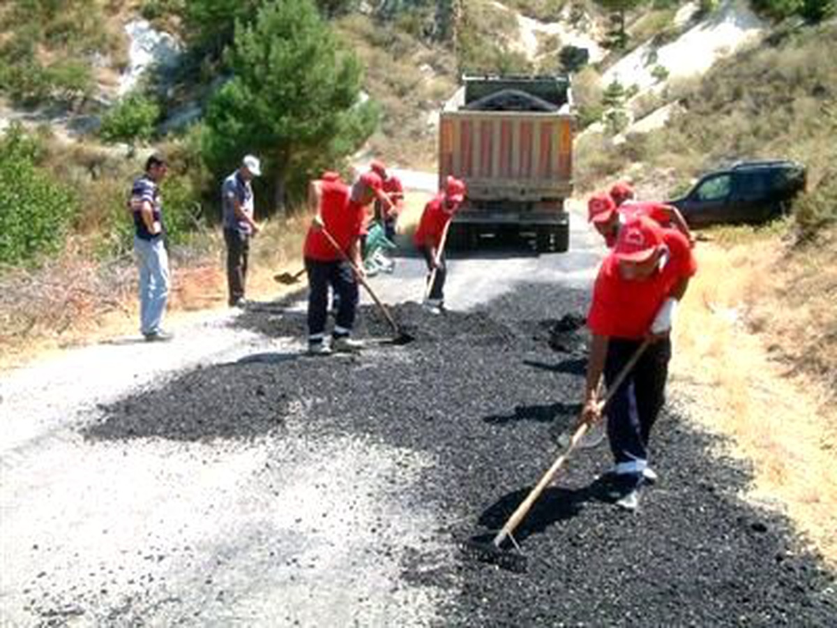 \'Romanlar Çalışıyor Yollar Güzelleşiyor\'