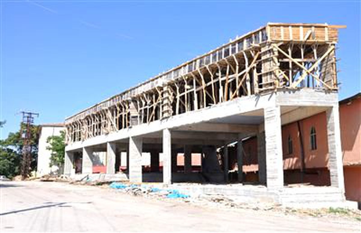 Sulakyurt Belediyesi İş Merkezi Yaptırıyor