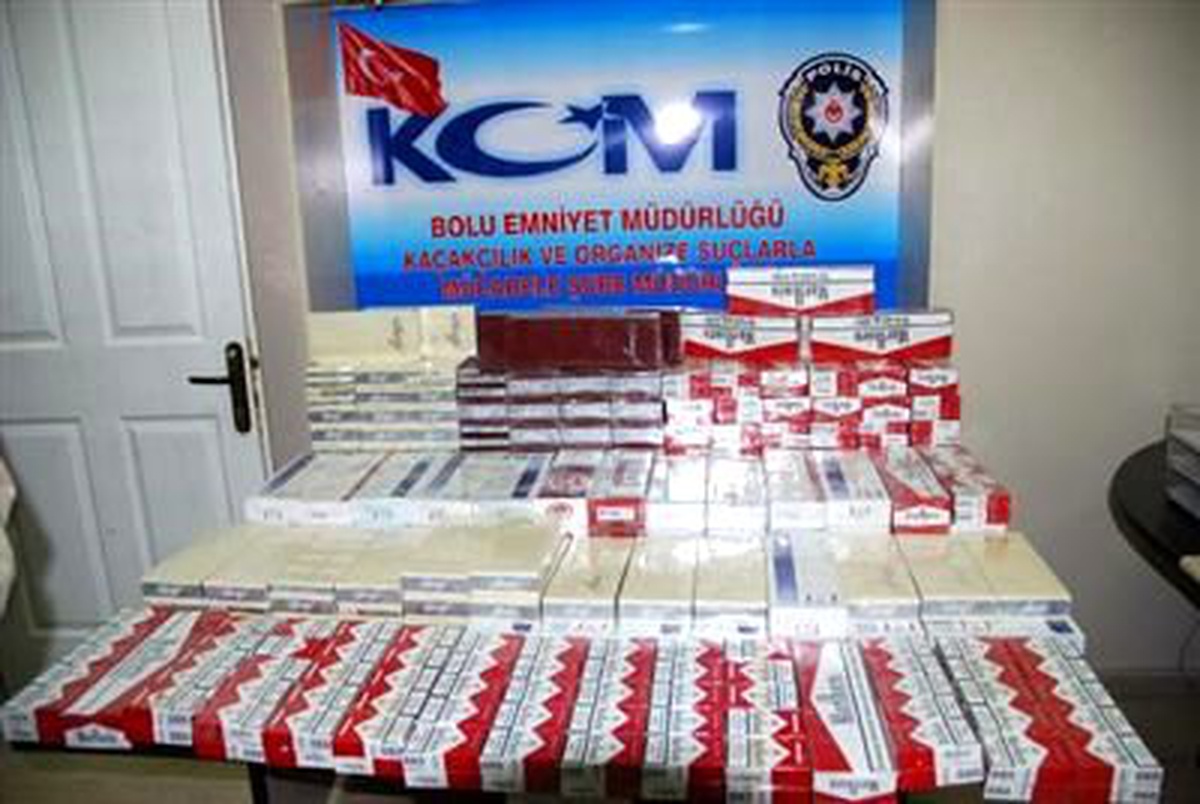 Yolcuların Bagajından 1750 Paket Kaçak Sigara Çıktı