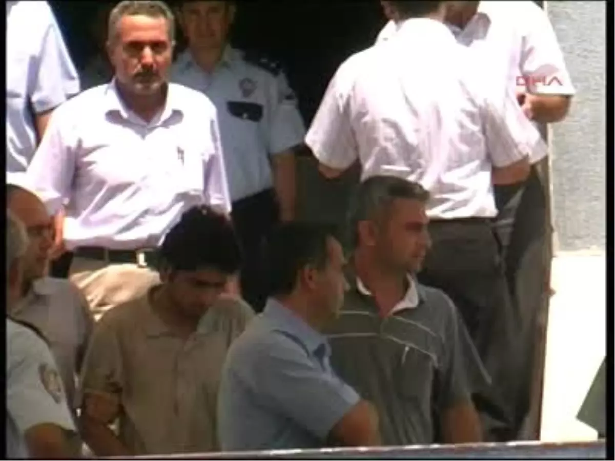 65 Kilo Bombayla Emniyet ve Jandarmaya Saldırmak İsteyen Suriyeli PKK\'lı Adliyeye Sevk Edildi