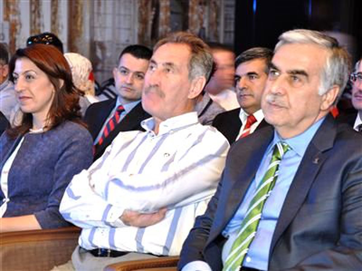 AK Parti\'de Erken Bayramlaşma