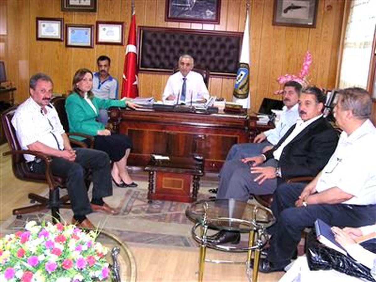 AK Parti Malatya Milletvekili Öznur Çalık, Eskkk\'yı Ziyaret Etti
