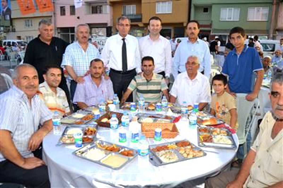 AK Parti Osmangazi\'nin Sokak İftarları Sona Erdi