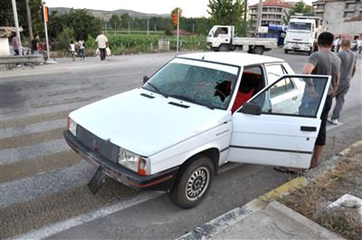 Akülü Bisiklet Kazası: 2 Yaralı