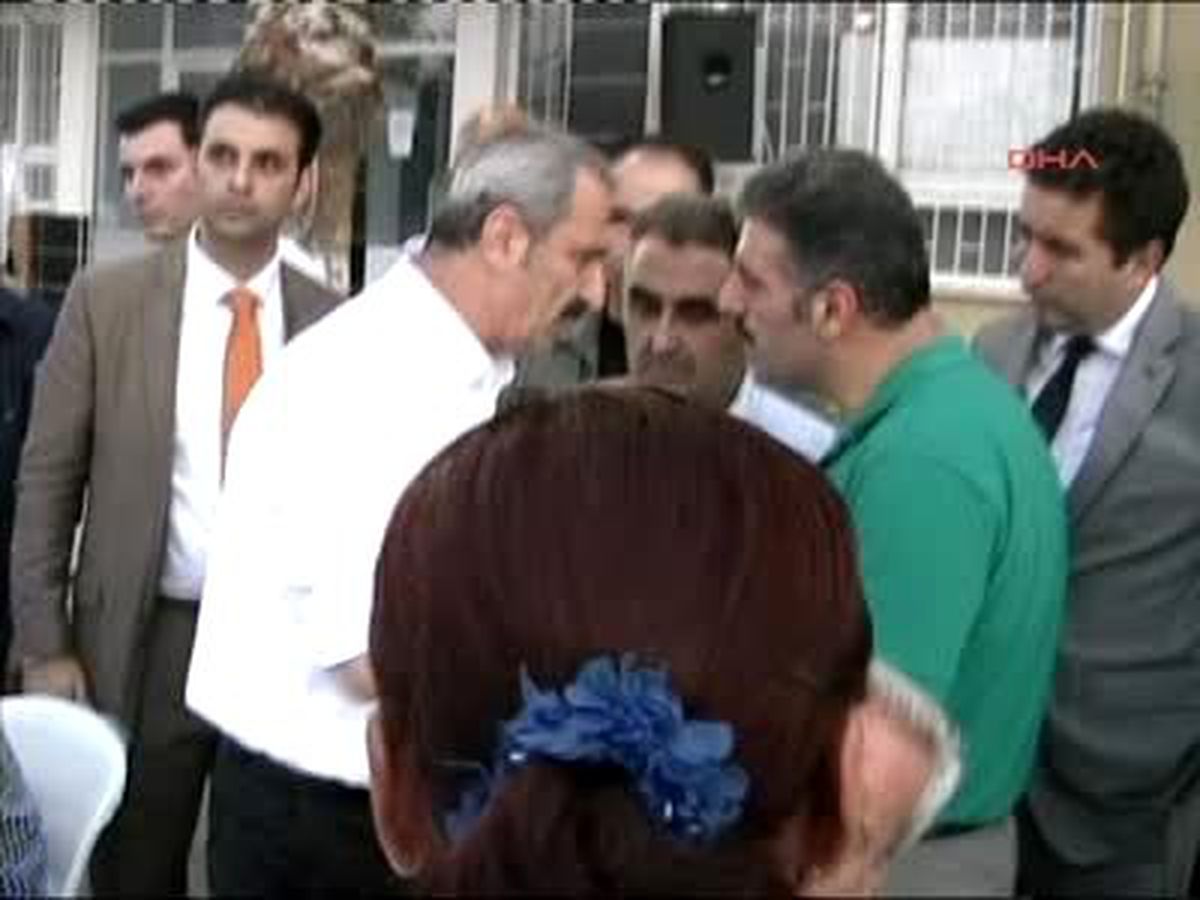 Bakan Çağlayan\'dan İftar Yemeği