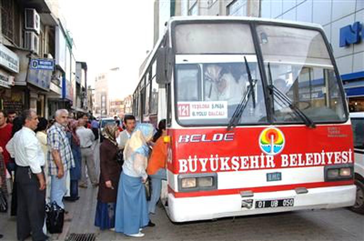 Bayramda Metro ve Otobüsler Ücretsiz