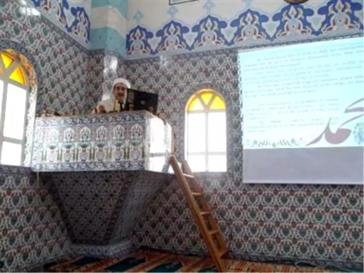 Cami İmam Hatibinden Teknolojik Vaaz