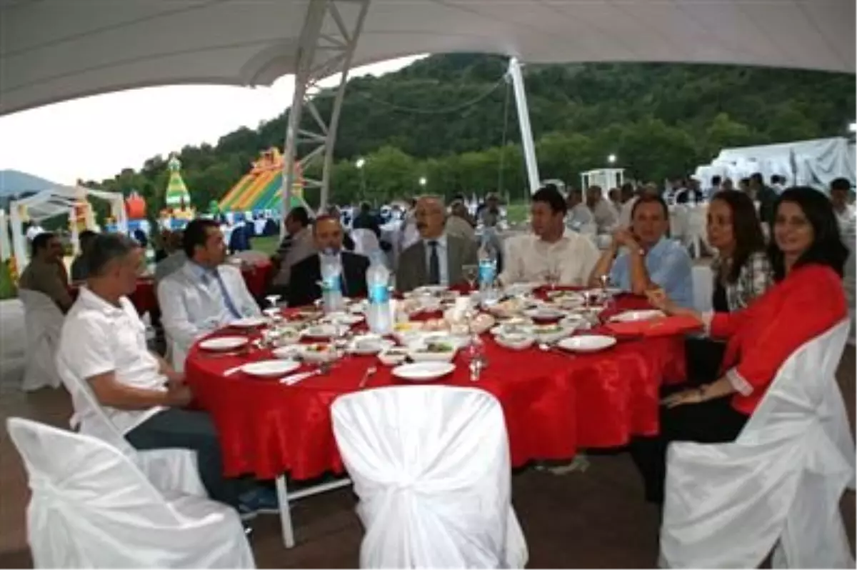 Devrek Kaymakamı Öner İftar Yemegi ile Veda Etti