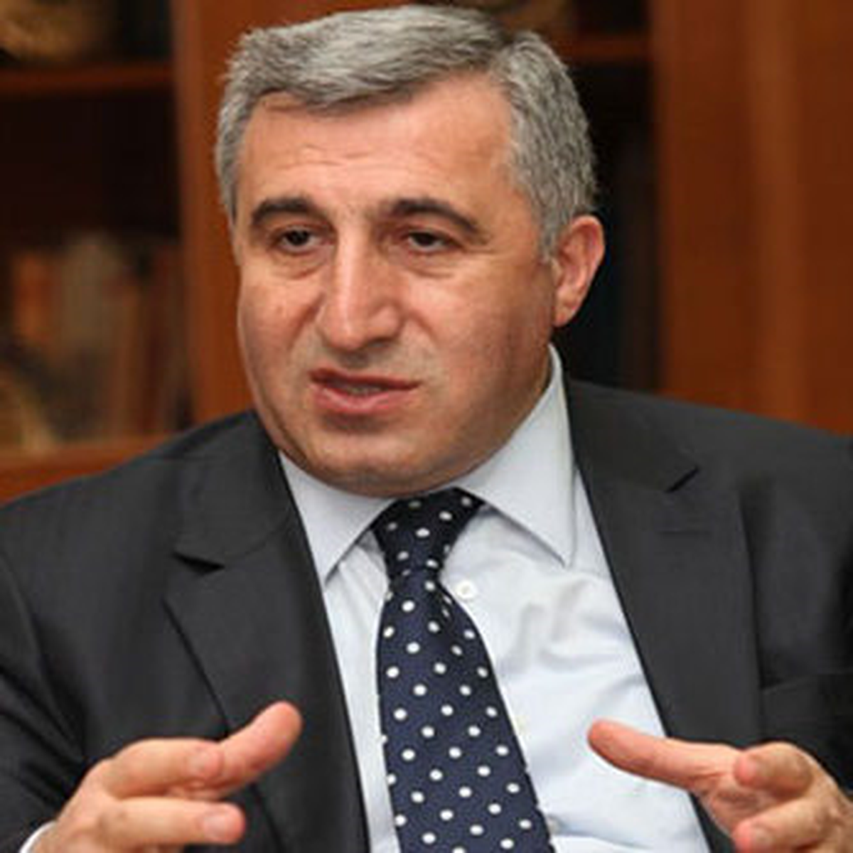 "Kendini İspatlamış Yerli ve Yabancı Firmalar Bu İşi Alsın"