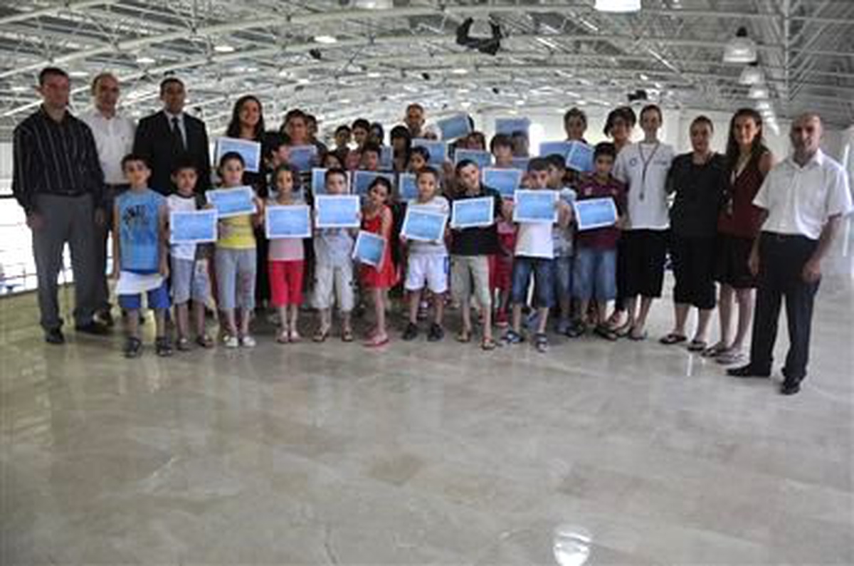 Düzce Sevgi Evlerinden 34 Öğrenci Yüzme Öğrendi