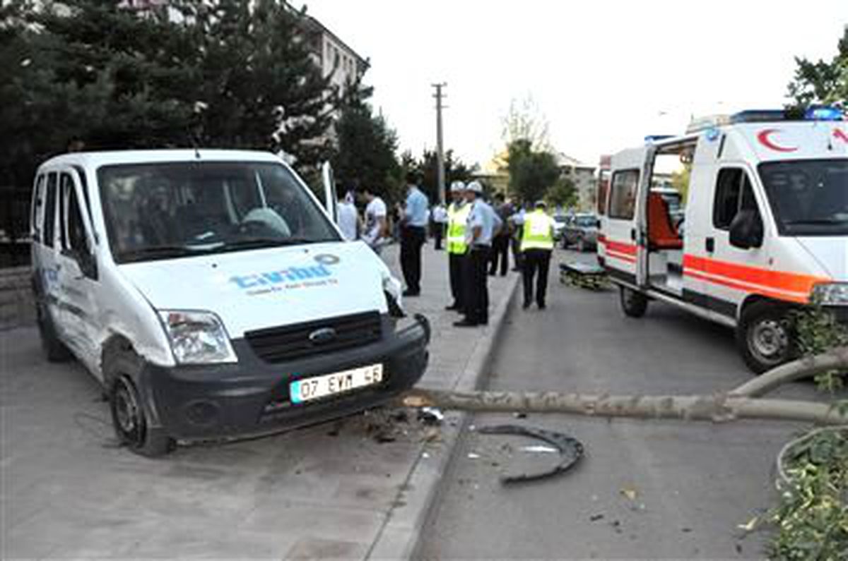 İftara Yetişmek İsterken Kaza Yaptı