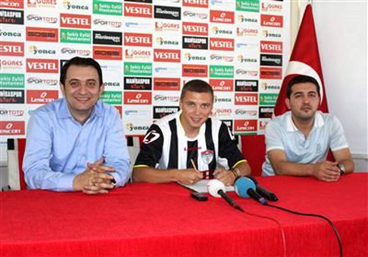 Iwanski Yeniden Manisaspor\'da
