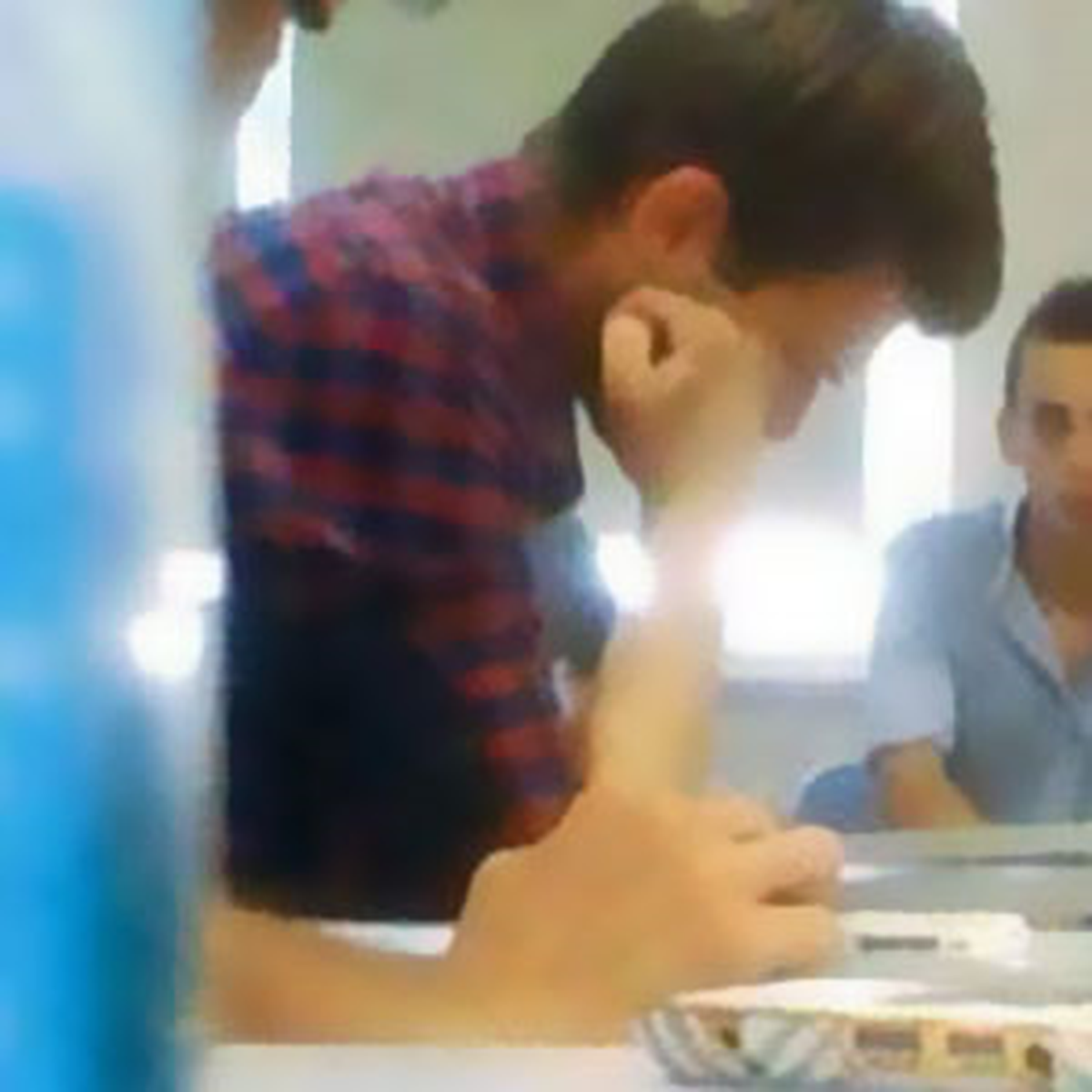 Kıvanç Tatlıtuğ Fena Yakalandı