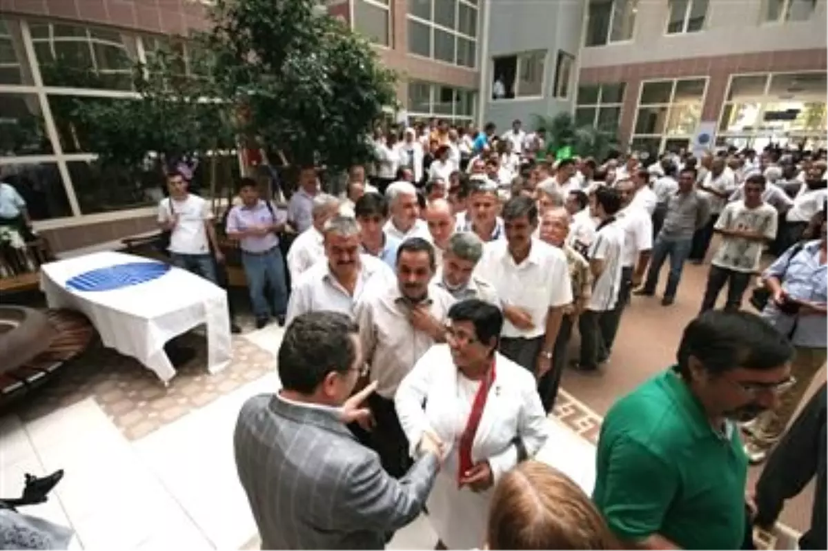 Öztürk, Belediye Personeli ile Bayramlaştı