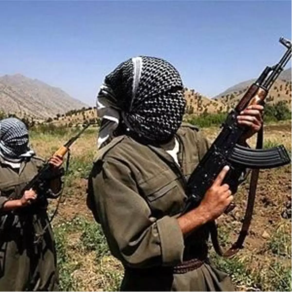 PKK\'lılar, Sabah Kaçırdığı Çobanı Akşam Serbest Bıraktı