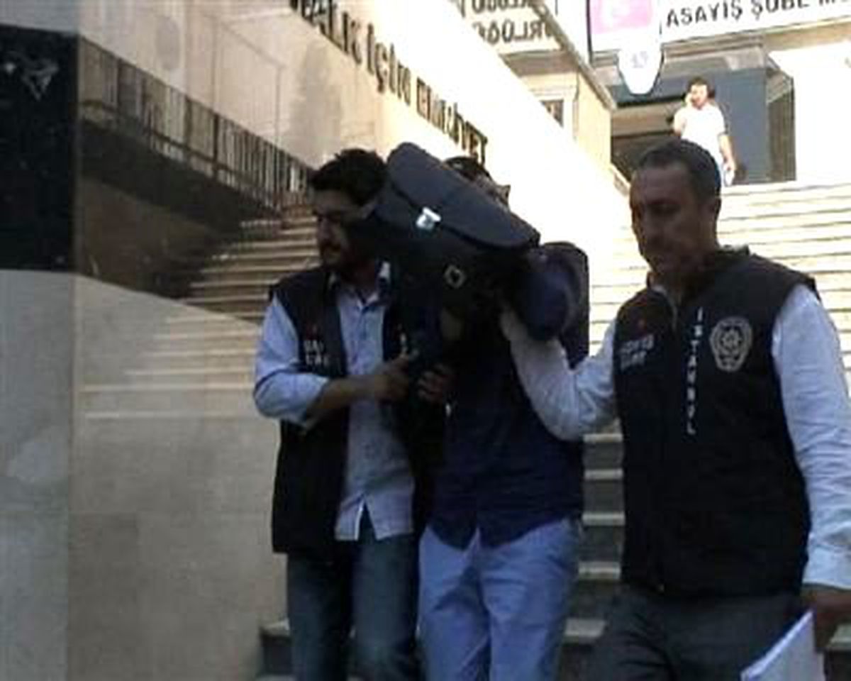 Sahte Doktor Kadınları Böyle Dolandırdı
