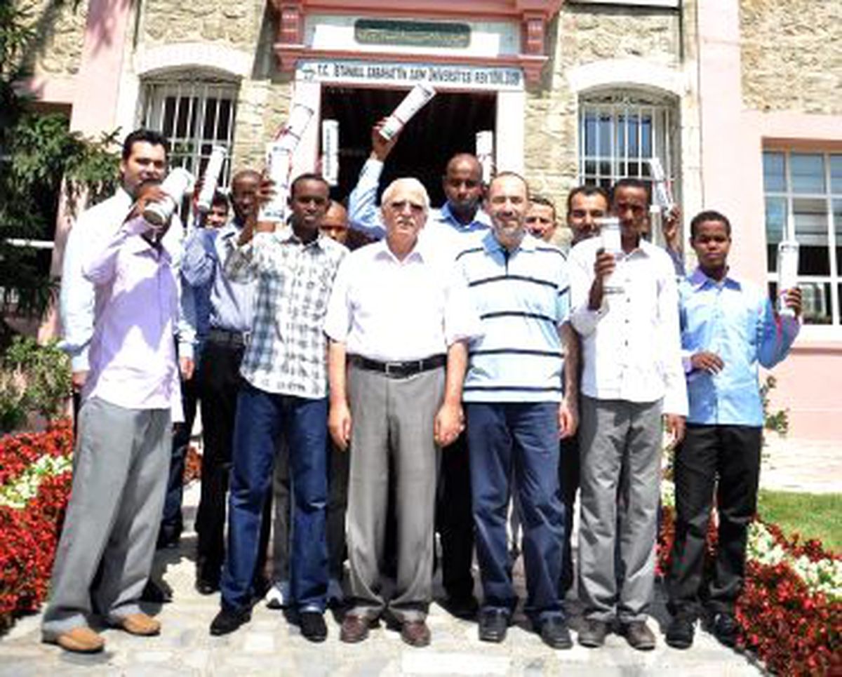 Somalili Öğrenciler Sertifikalarını Aldı
