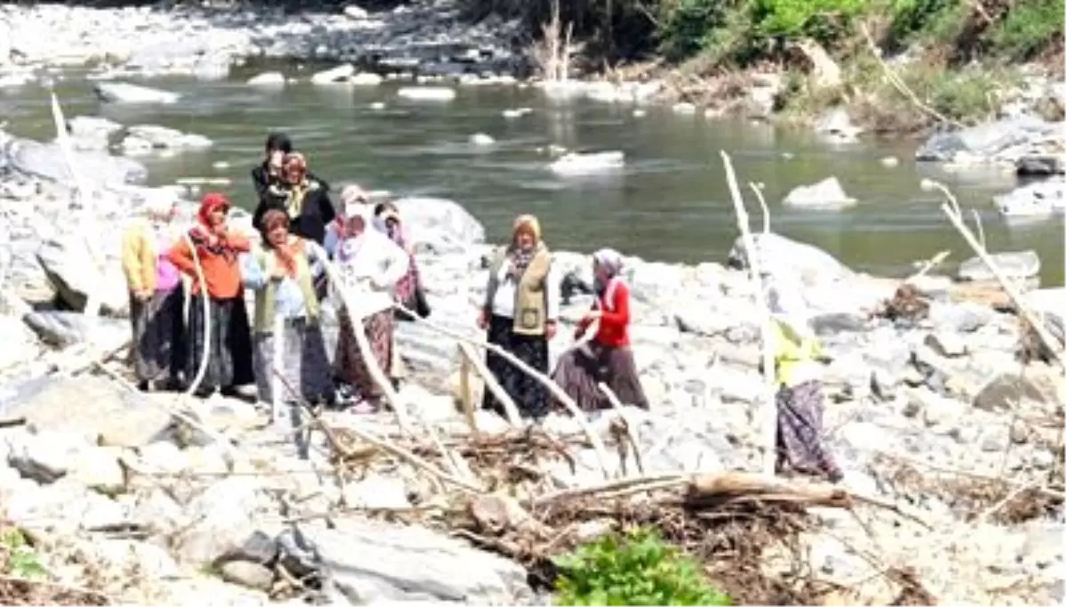 Takılan Oltasını Kurtarmak İsterken Boğuldu