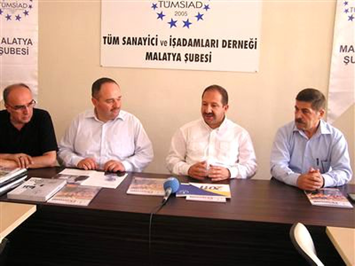 AK Parti Malatya Milletvekili Öz Tümsiad\'ı Ziyaret Etti