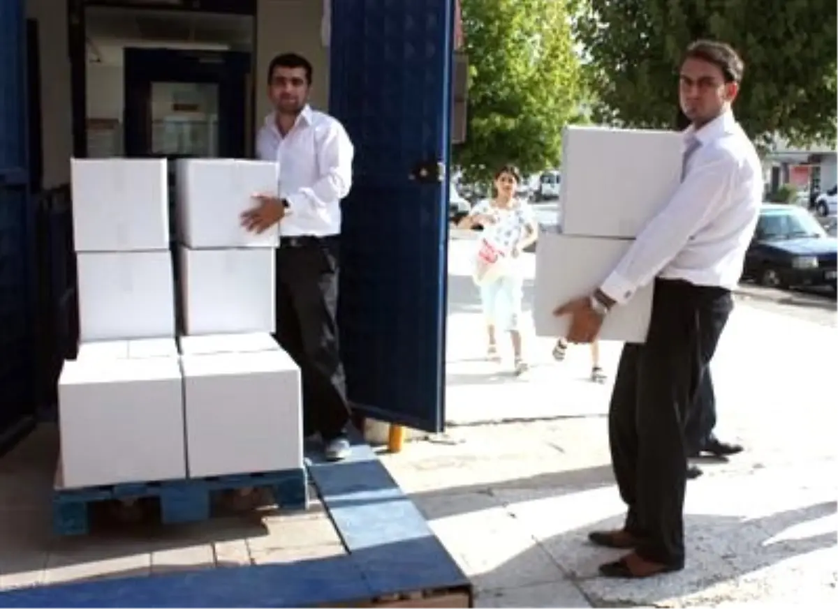 Assistt Çalışanlarından Gıda Yardımı