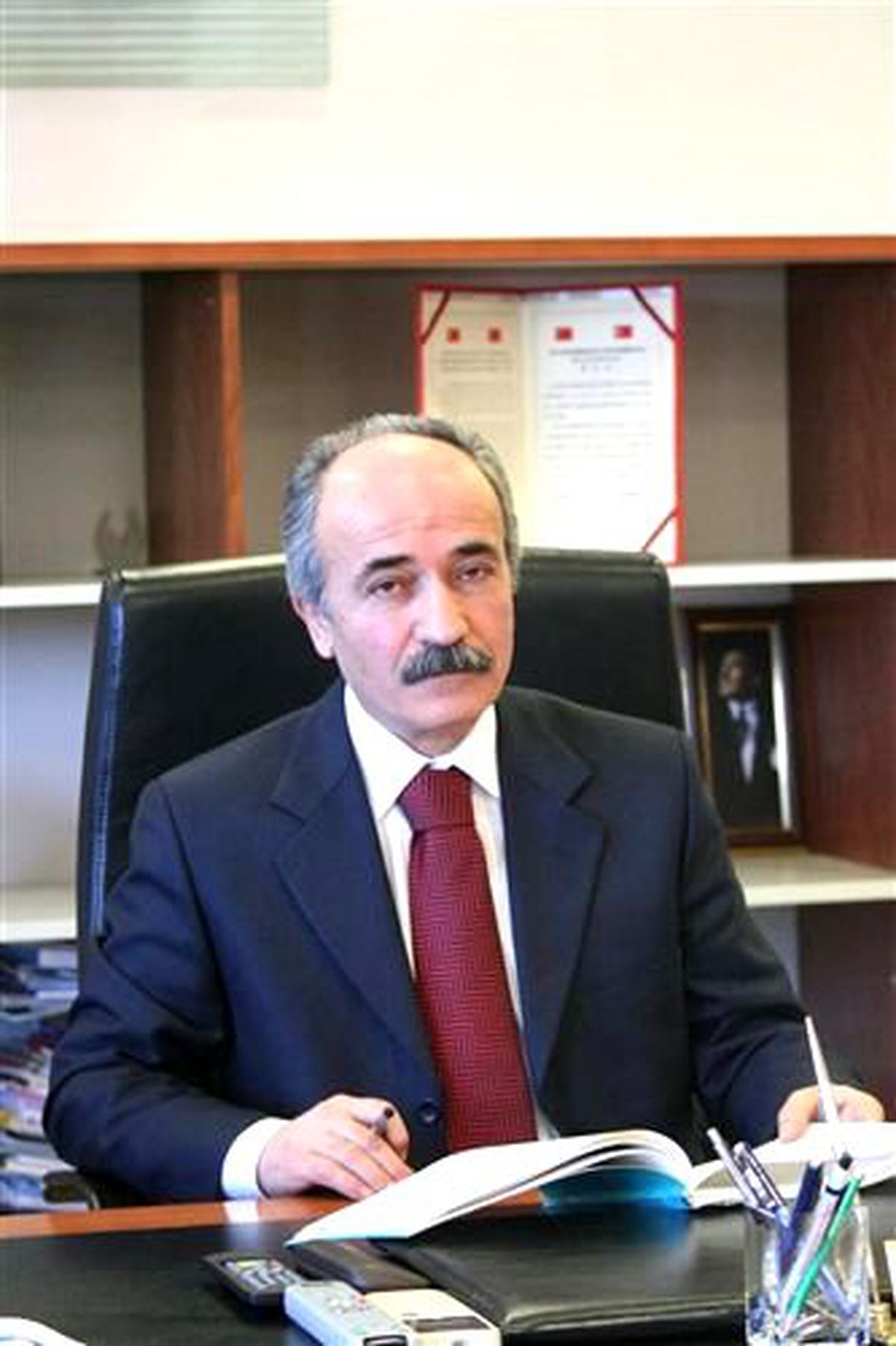 Başkan Genç Ramazan Bayramı Kutladı