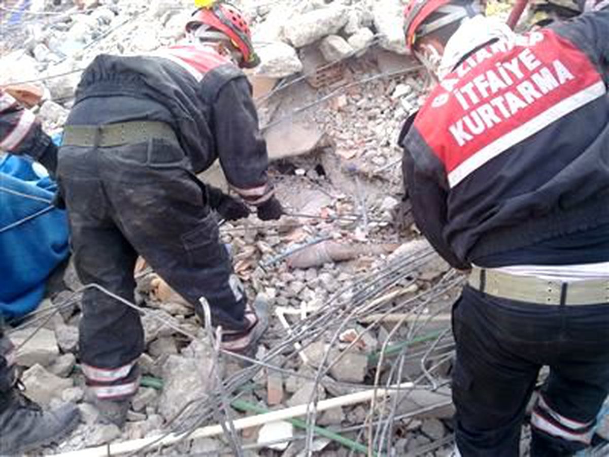 Başkan Güzelbey: "Bir Daha 17 Ağustos\'lar Yaşamamak İçin Tedbirli Olmalıyız"