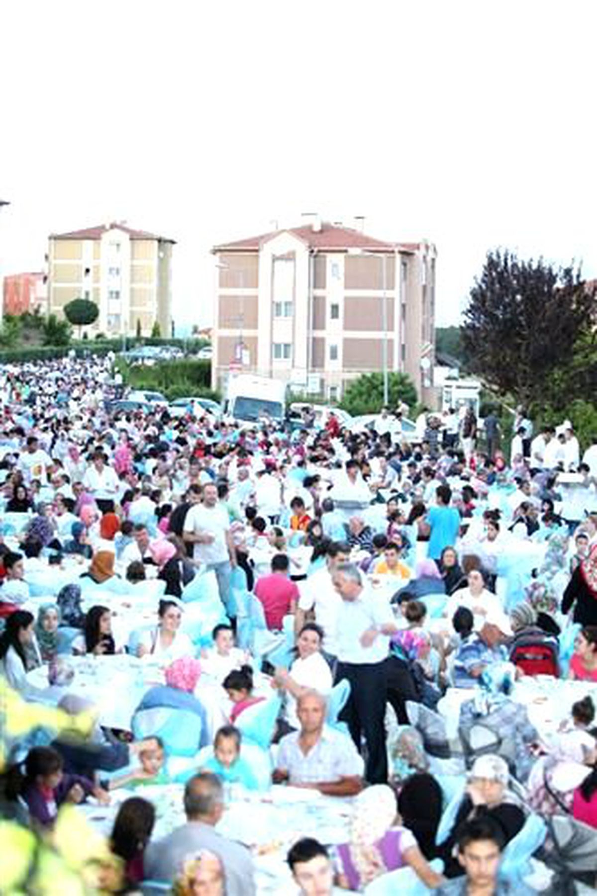 Sakarya Son İftarında Yenikentlilerle Buluştu
