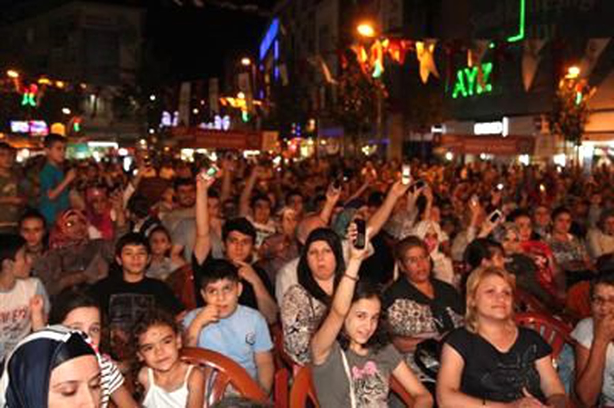Esenler\'de Arakan İçin Dünyaya Yardım Çağrısı