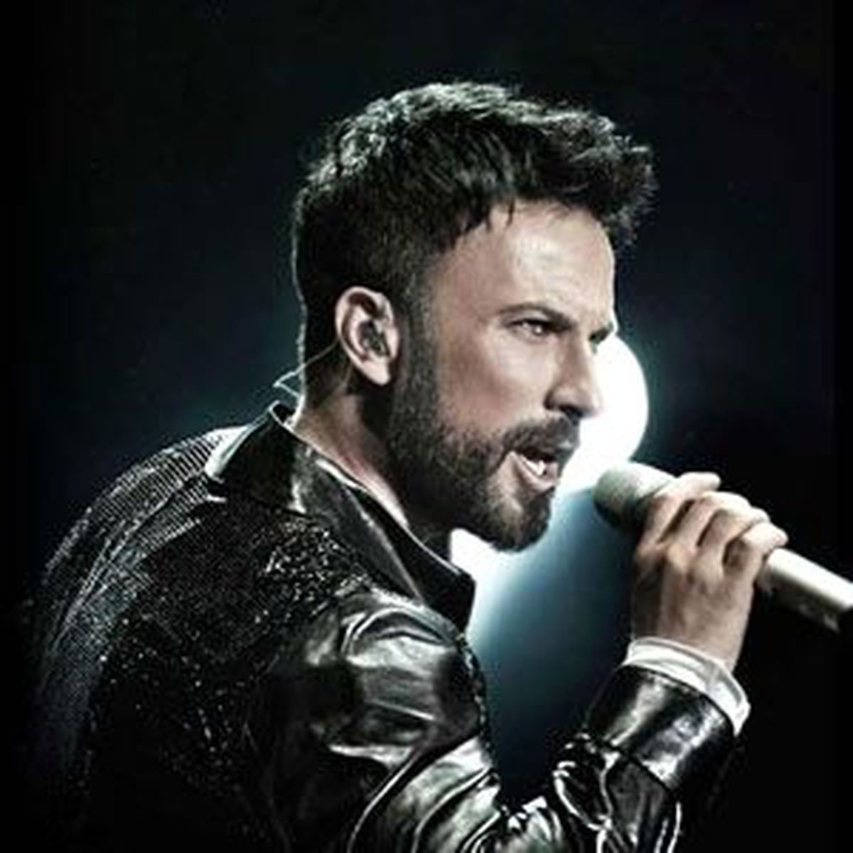 İstanbul Seyircisi Tarkan\'a Doymuyor!
