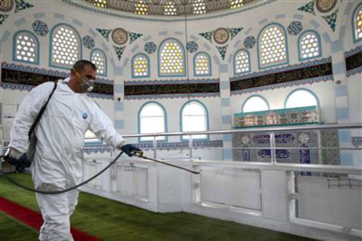 Karşıyaka Bayrama Hazır