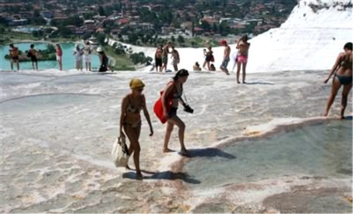 Pamukkale 1 Milyonuncu Turiste Yaklaşıyor