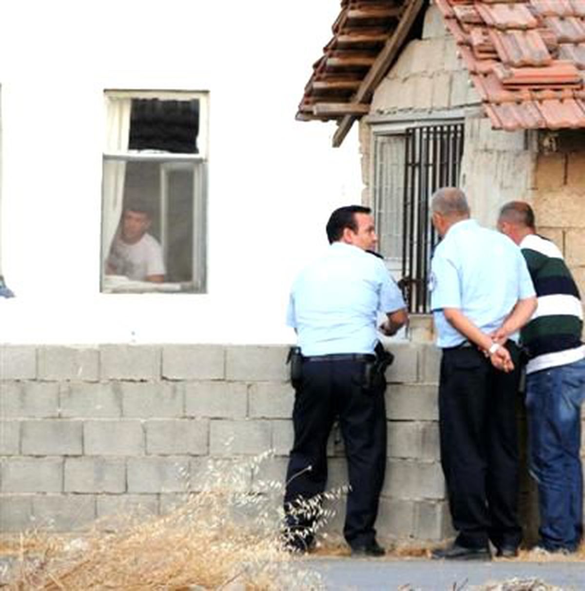 Pompalı Tüfekli Çılgın Aşığı Özel Harekat Polisi İkna Etti