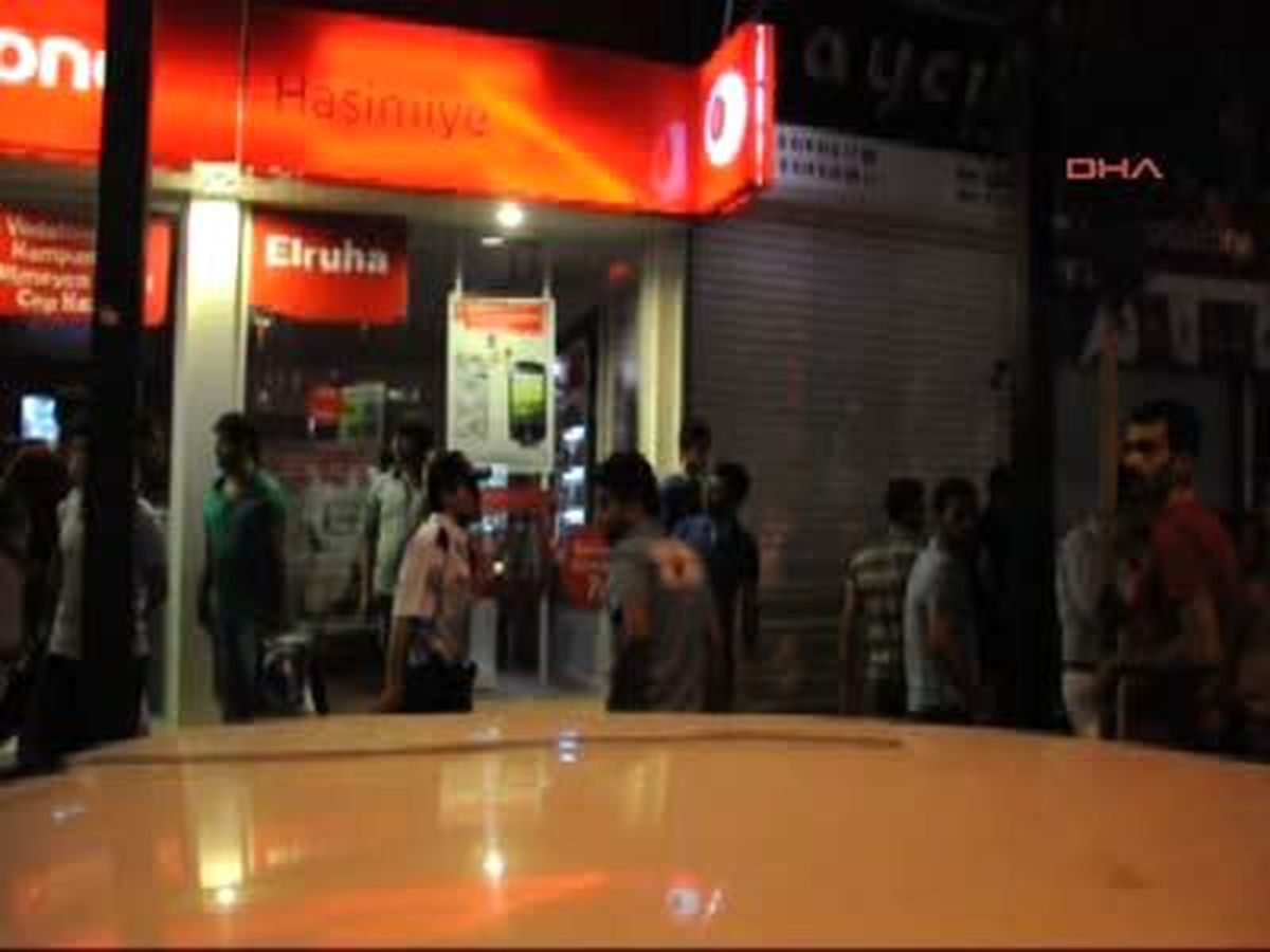Sürücülerin Yol Vermeme Kavgası: 2 Yaralı