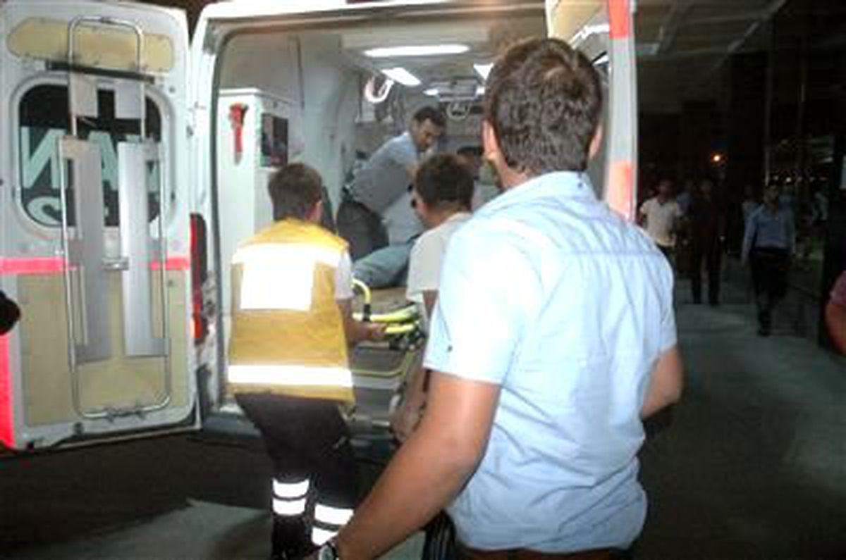 Van\'da Polise Silahlı Saldırı: 1 Yaralı