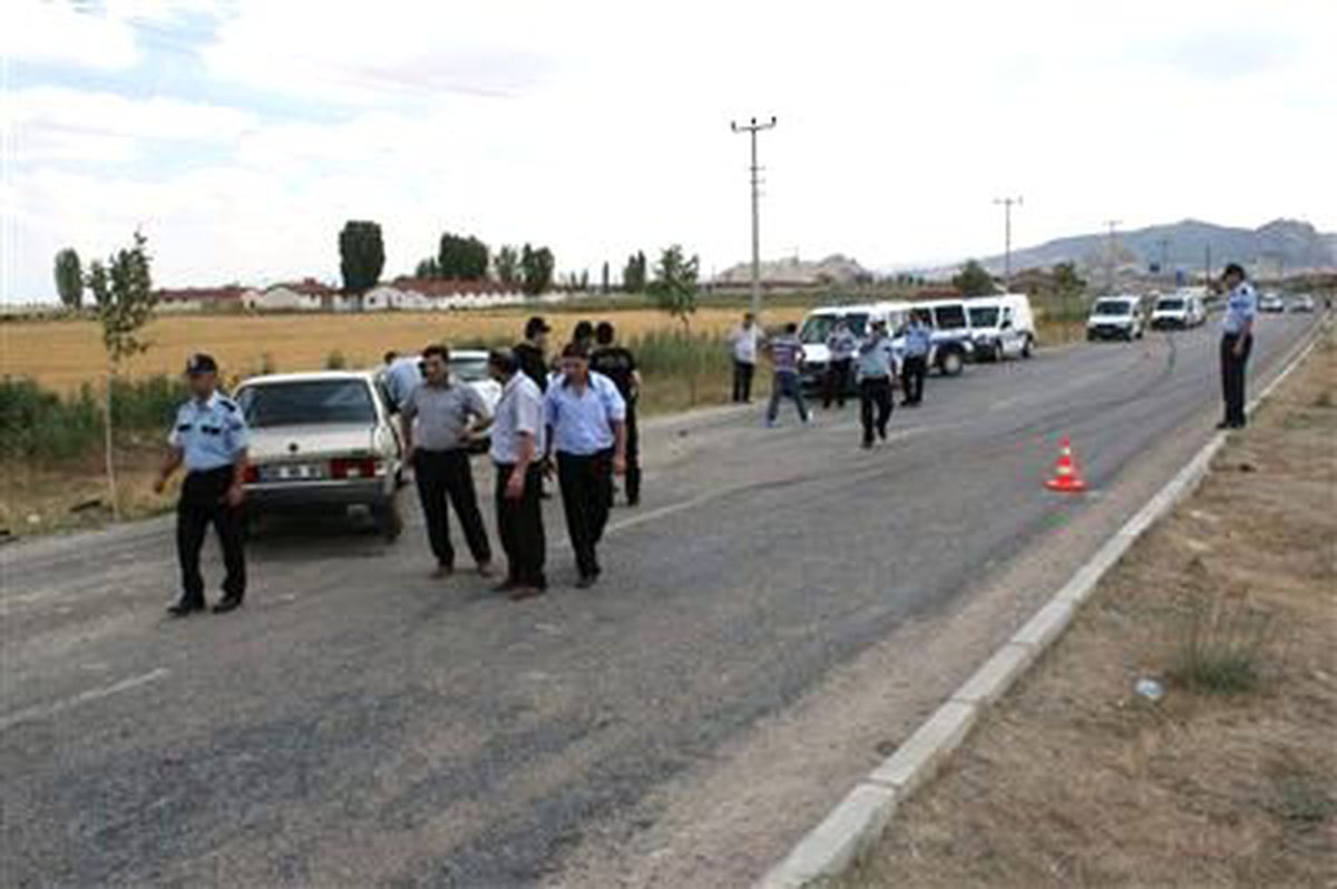 Afyonkarahisar\'da Trafik Kazası: 8 Yaralı