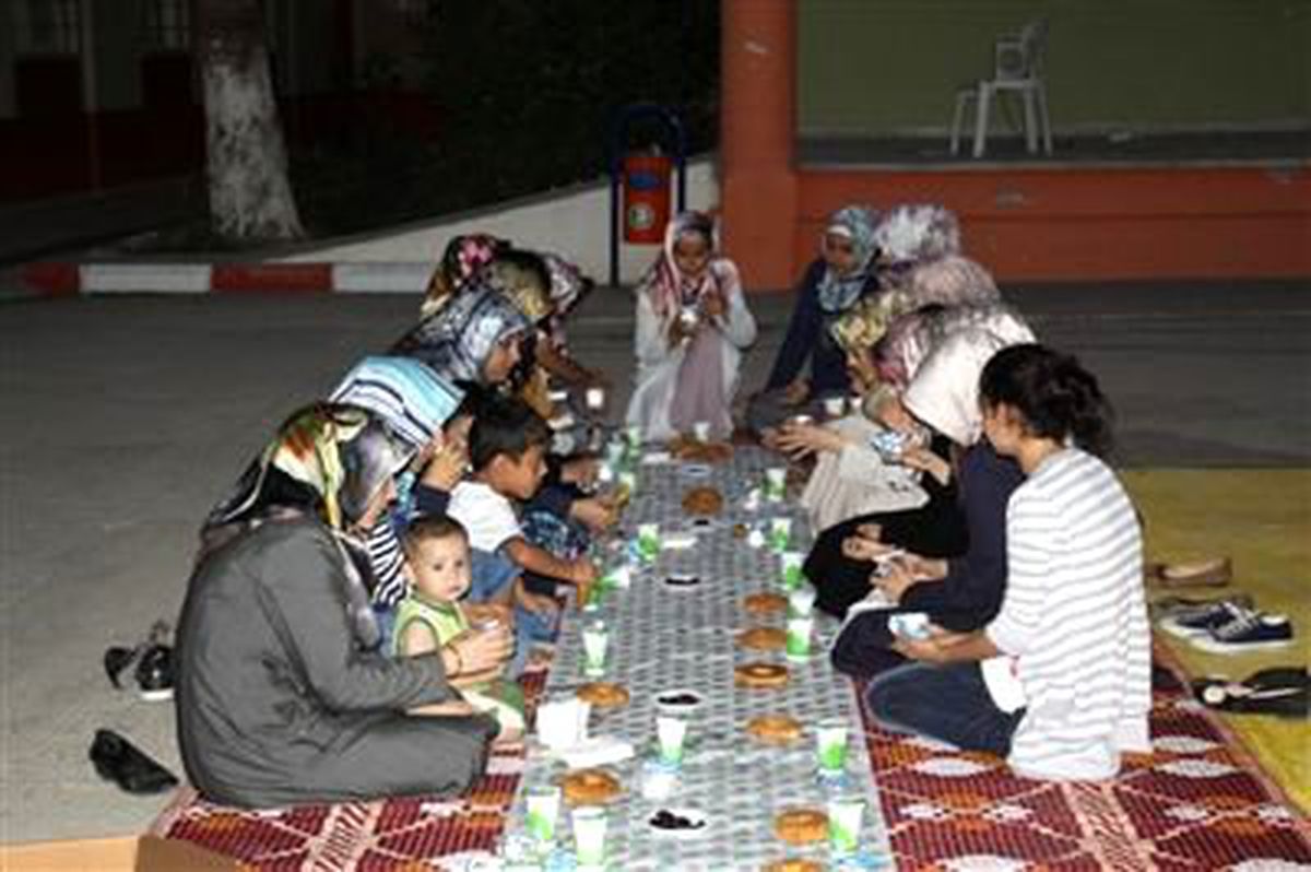 Arakan\'daki Olaylar Protesto Edildi