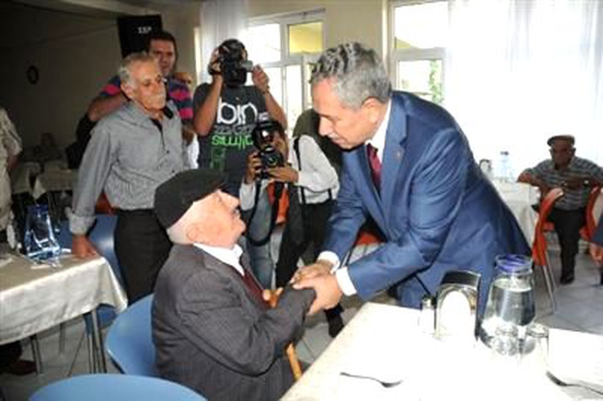 Arınç: Gerçek Bayramların Tadını En Kısa Zamanda Alacağız (2)